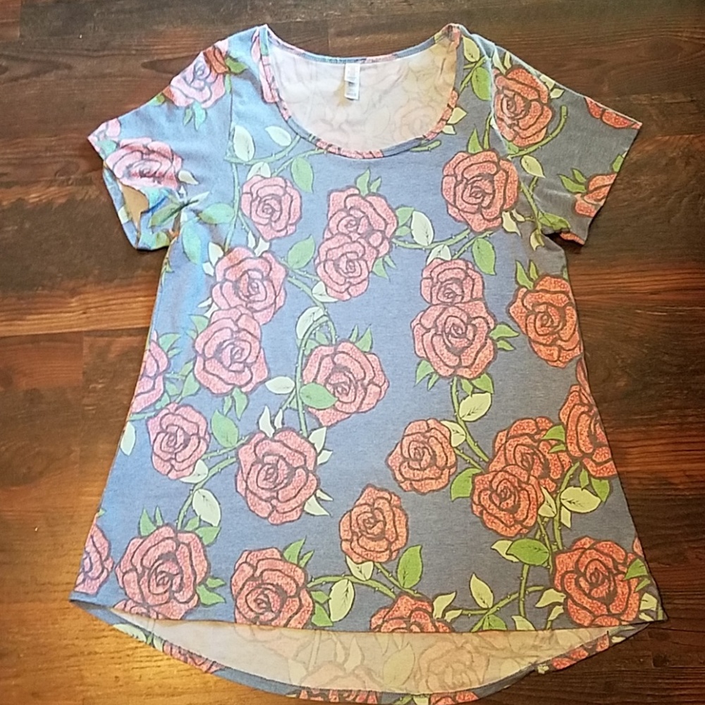 Lularoe classic tee